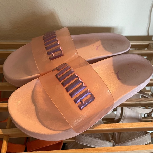 Pink Puma Slides Fenty Glitter Pink Iridescent Logo slide on Sandals size 9 8.5 - Picture 5 of 6